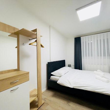 Pristinanest Hotel Bagian luar foto