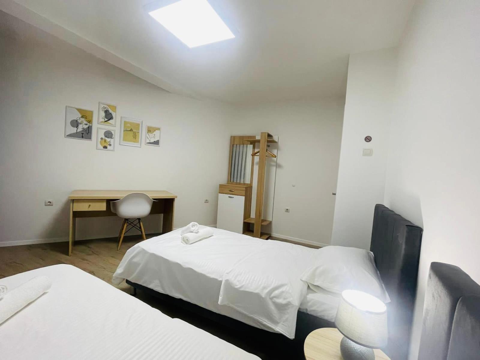 Pristinanest Hotel Bagian luar foto