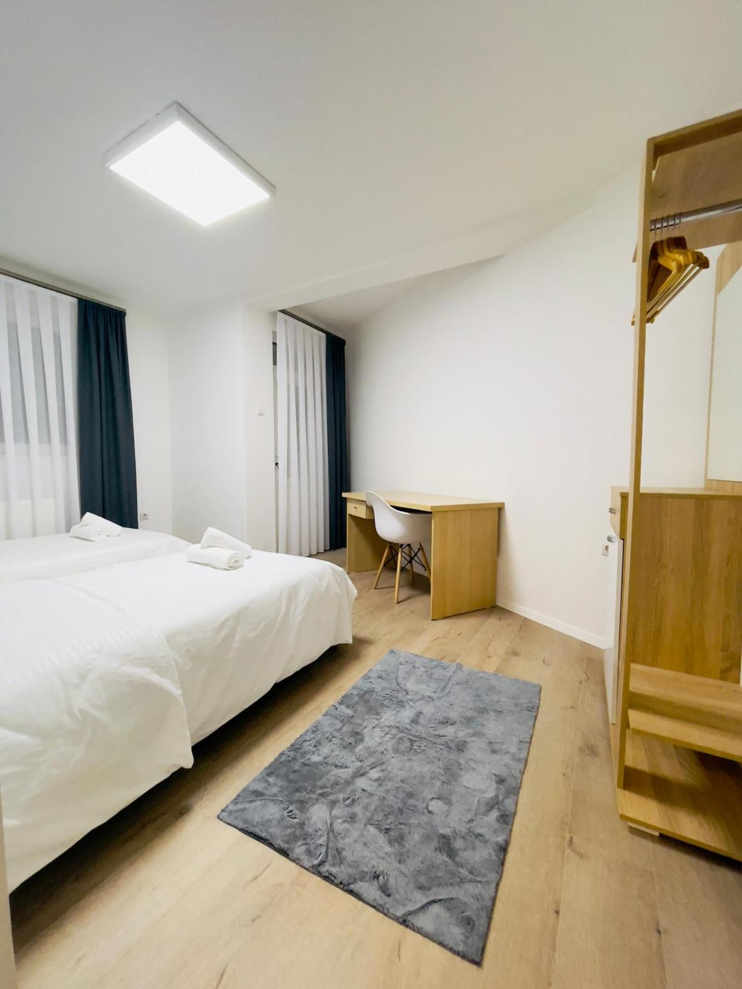Pristinanest Hotel Bagian luar foto